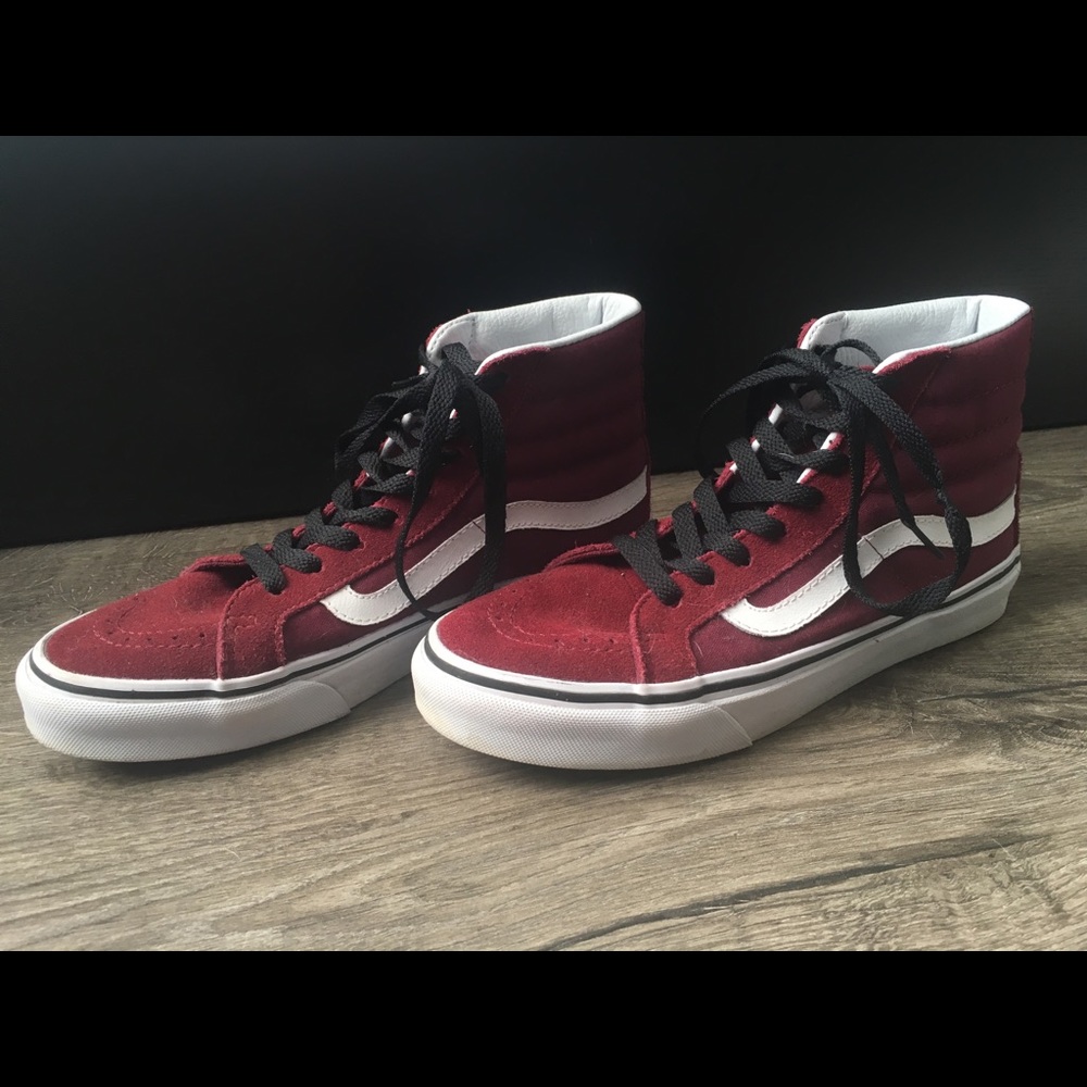 Maroon sk8 hi VANS
